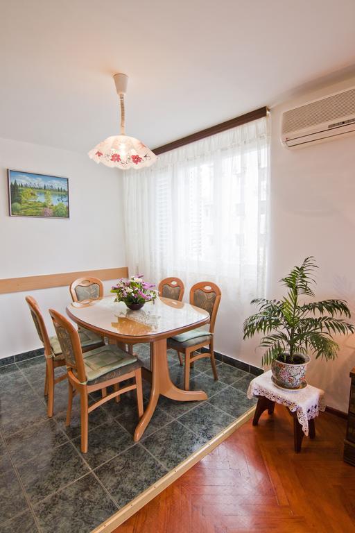 Apartment Tennis スプリト 部屋 写真